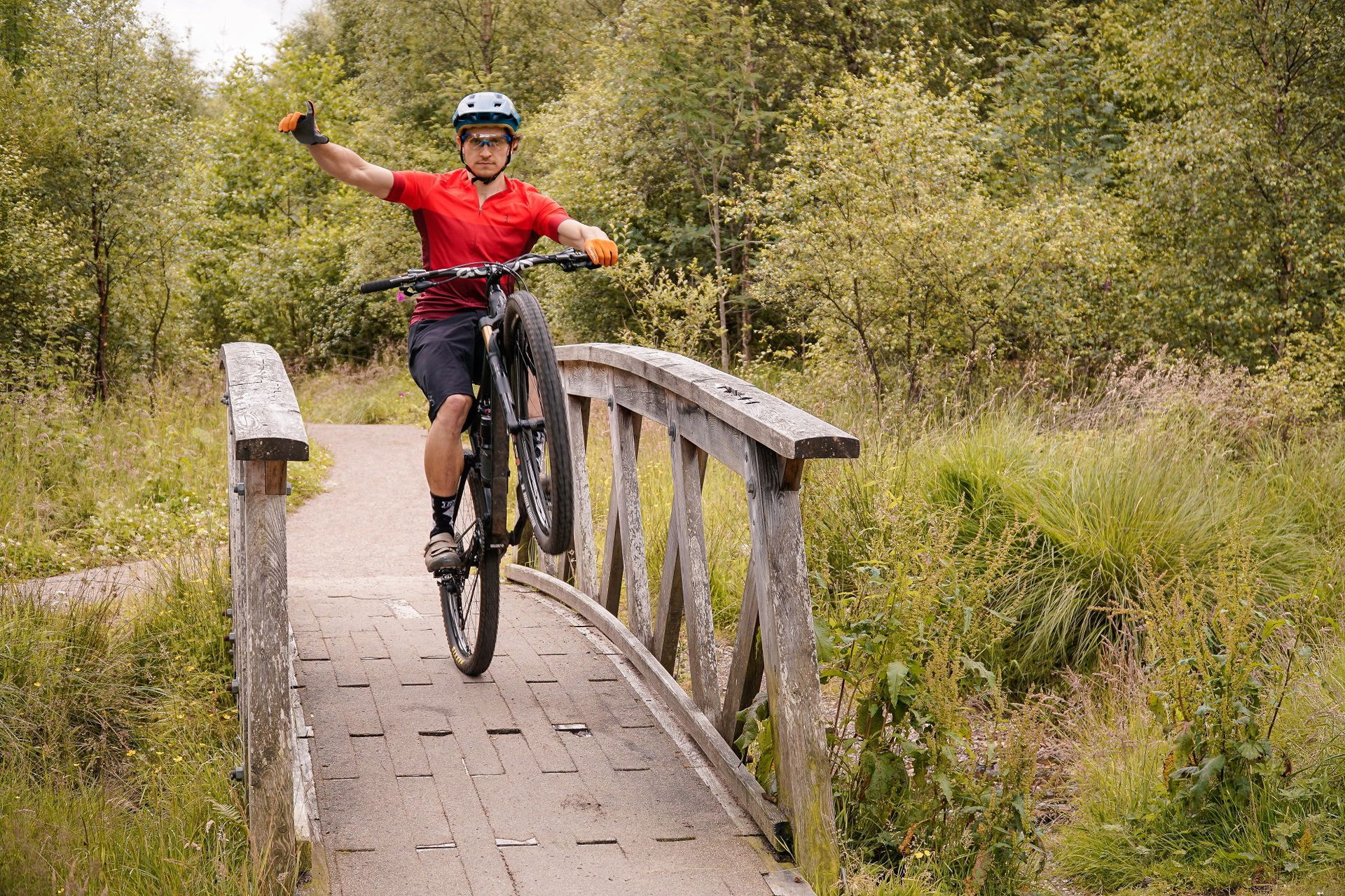 acros_AMBASSADOR_2020-07_James-Shirley_Rose-Thrill-Hill_24