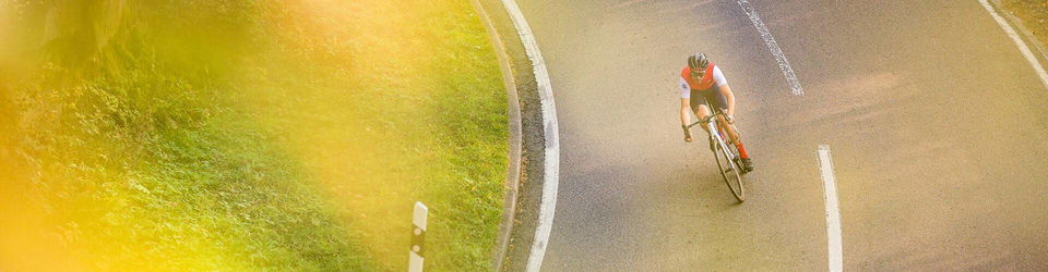 acros-components_hero-teaser_road-collection_fahrrad-komponenten-f-r-dein-rennrad-2_mood_banner