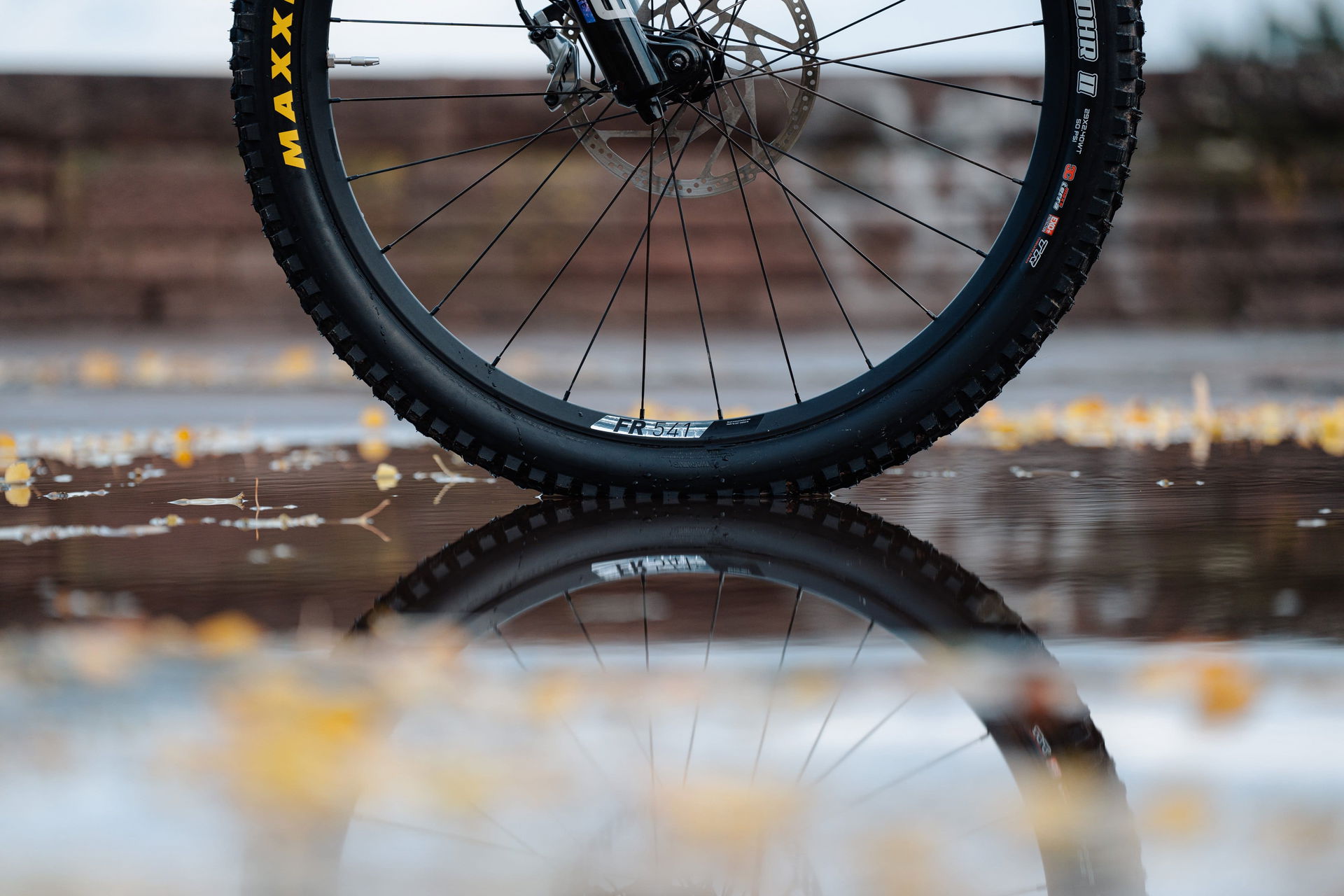 acros-commencal-meta-sx-v5-2024-web-8