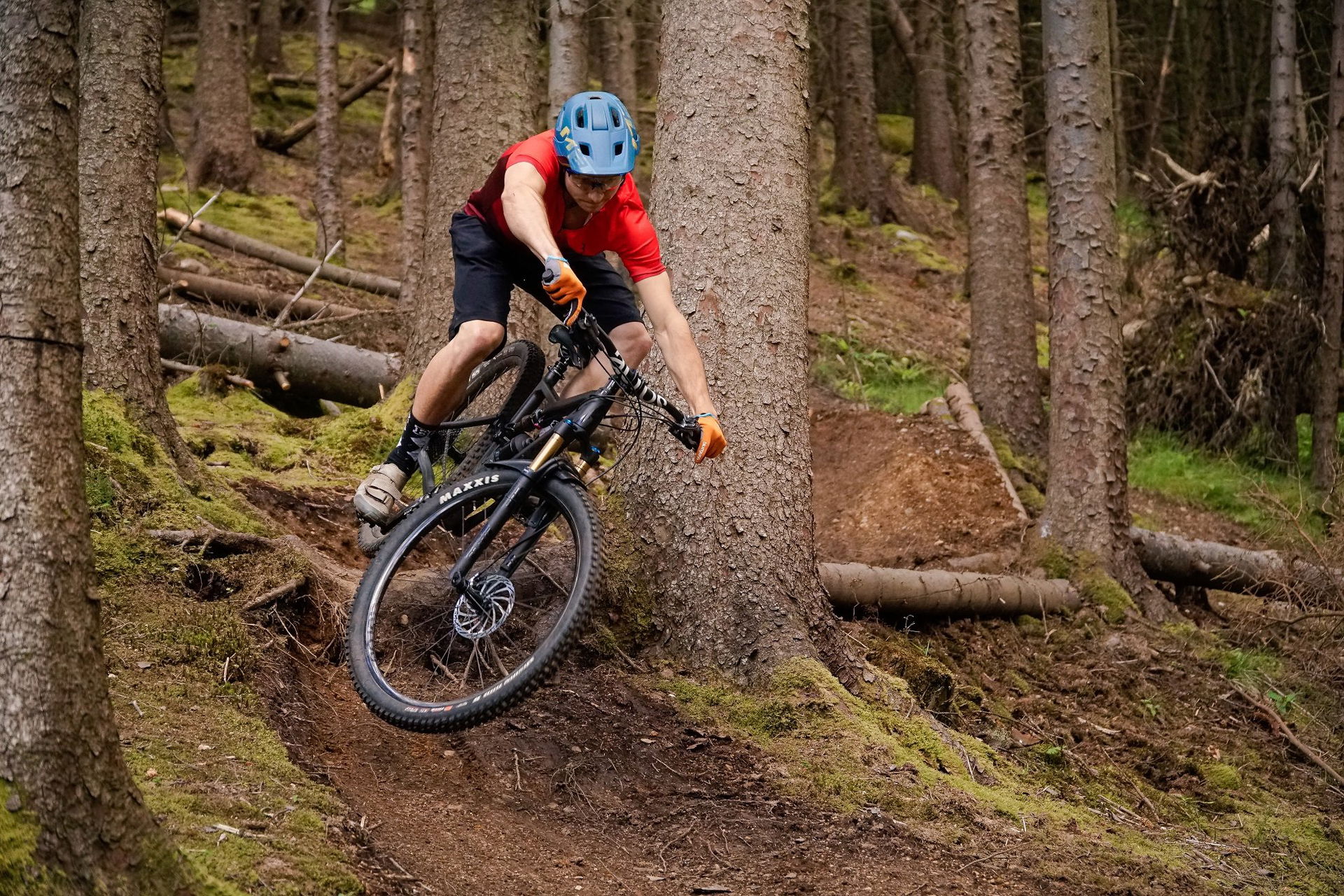 acros_AMBASSADOR_2020-07_James-Shirley_Rose-Thrill-Hill_13