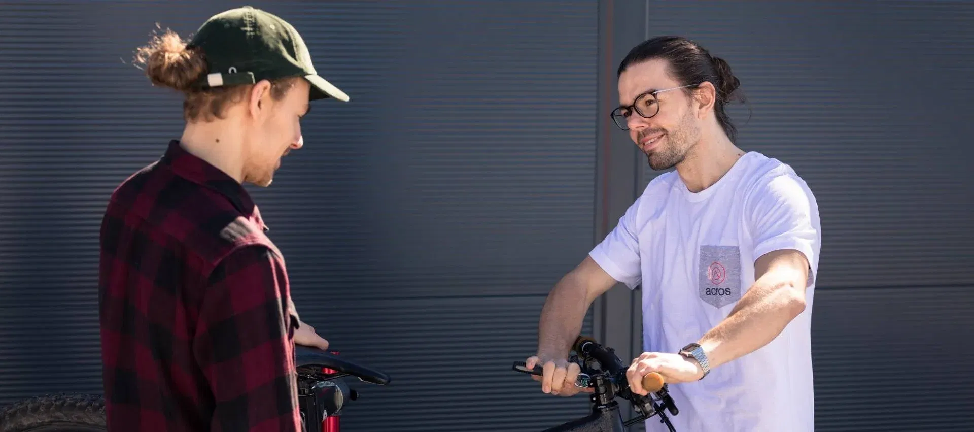 acros_INSIDE_2020-03_headset-know-how_retuschiert